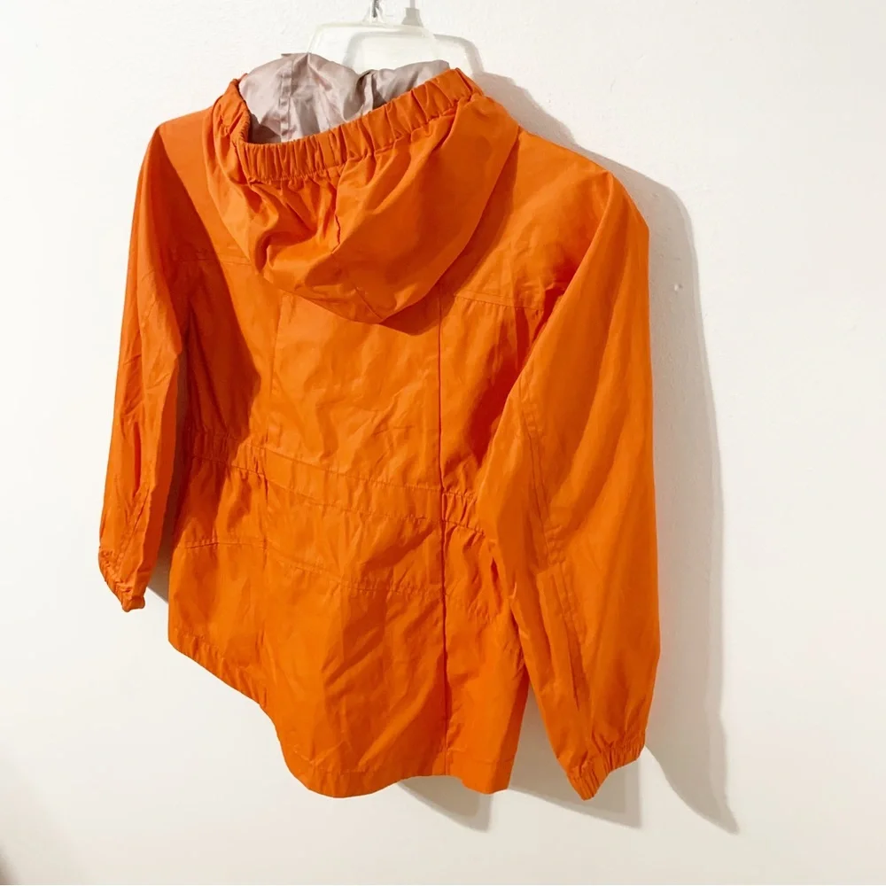 Gap Full Front Zip Hooded Windbreaker Jacket Elastic Cuffs and Cinched Back 🧡